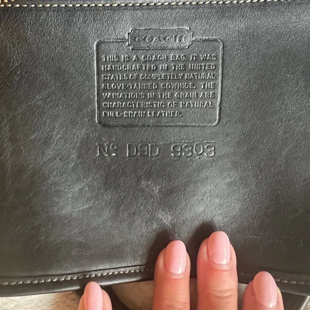 Coach Black Tote Smooth Leather - Picture 2 of 7